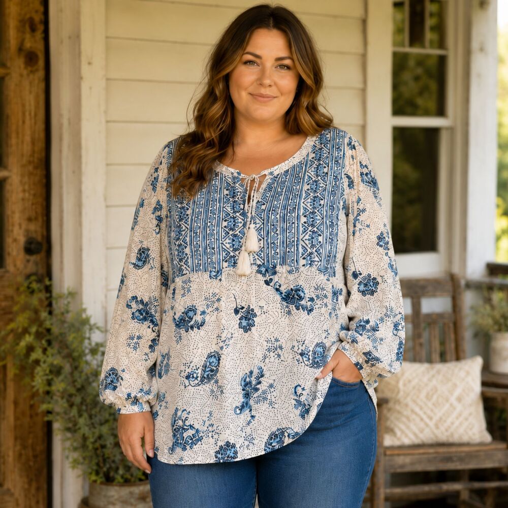 Torrid NWT Boho Paisley Gauze Peasant Blouse 4X Ivory Blue Tassel Boho Cottage